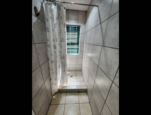 546M² BUSINESS TO LET IN VAALPARK
